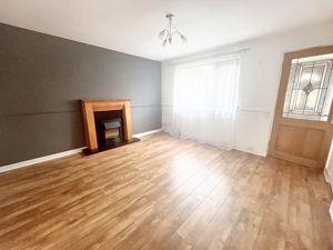 Lounge- click for photo gallery